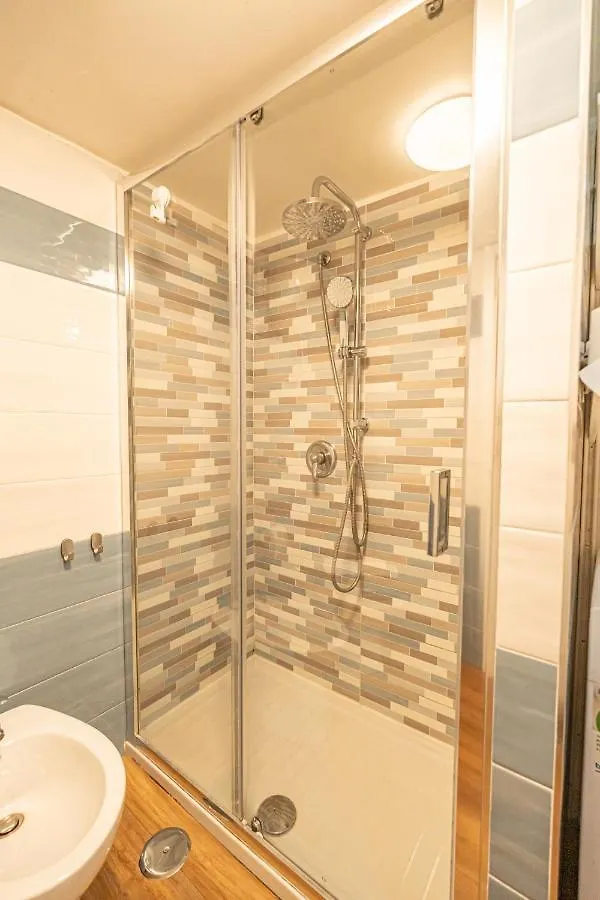 Casa Vacanze Decumano 17 ナポリ 0*,  イタリア